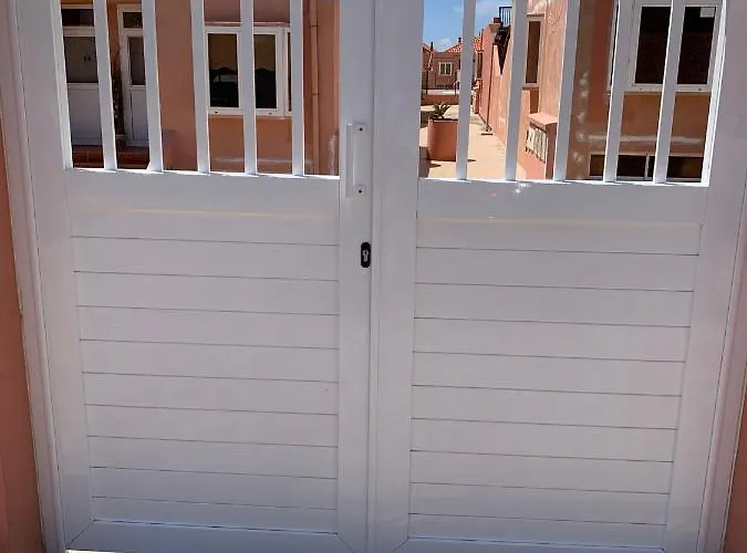 Art كوستا دي أنتيجوا