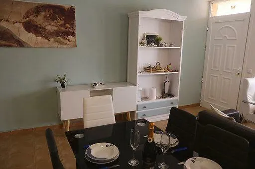 Art * كوستا دي أنتيجوا